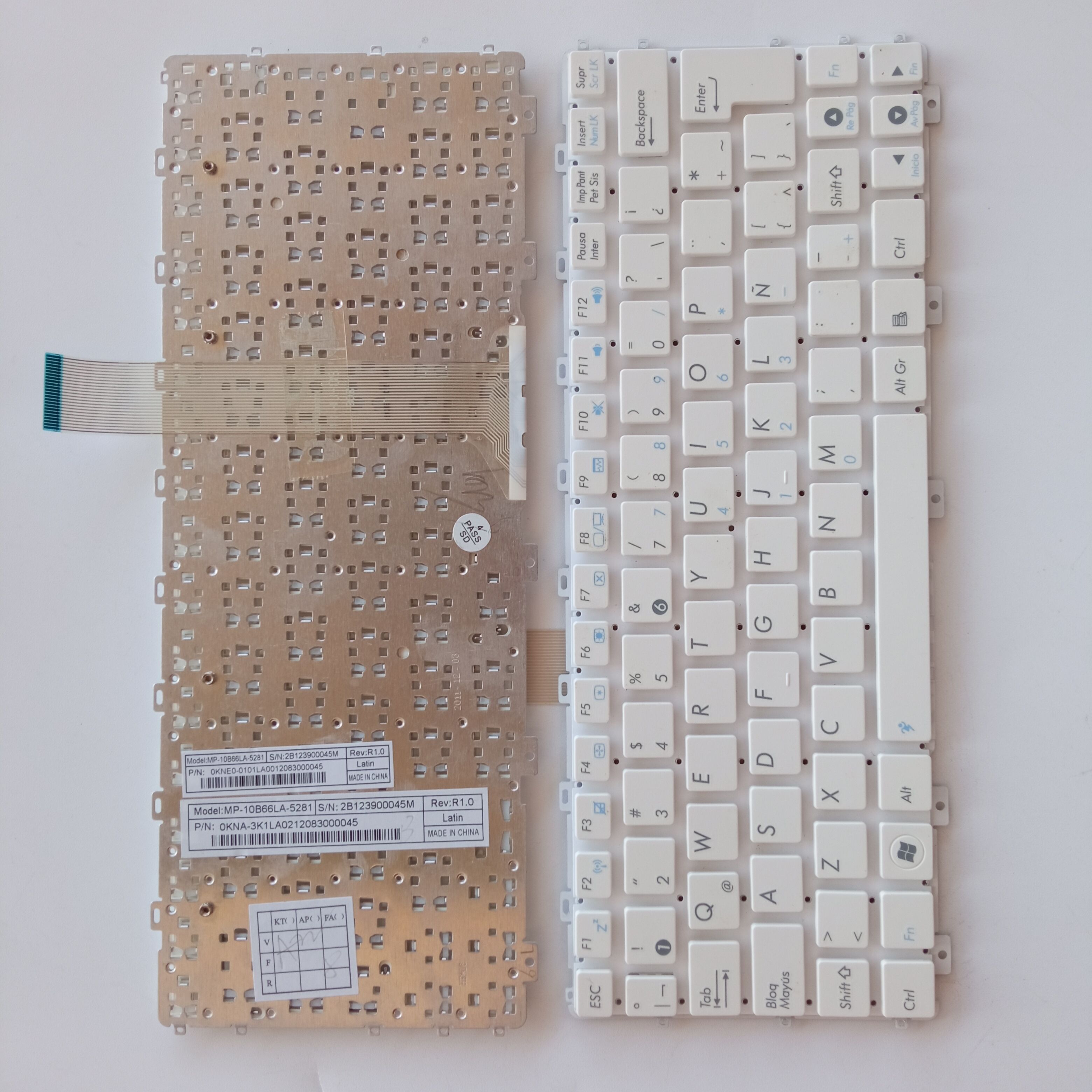 Picture of New Replacement Laptop Keyboard For ASUS 1015/1025/X101 WHITE LA Layout